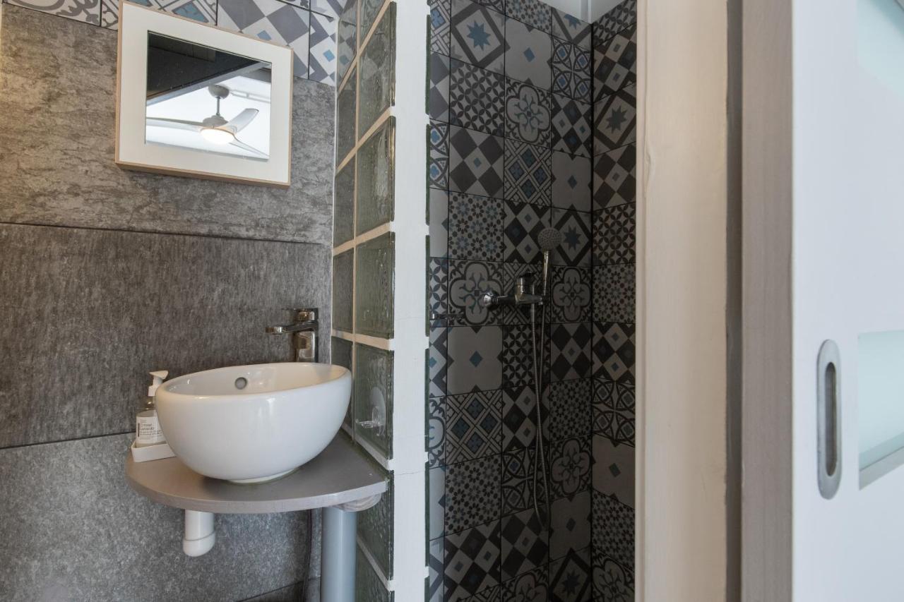 La Conque Du Trou D'Eau Apartment แซ็งต์-จีลส์-เลส์-แบ็งส์ ภายนอก รูปภาพ